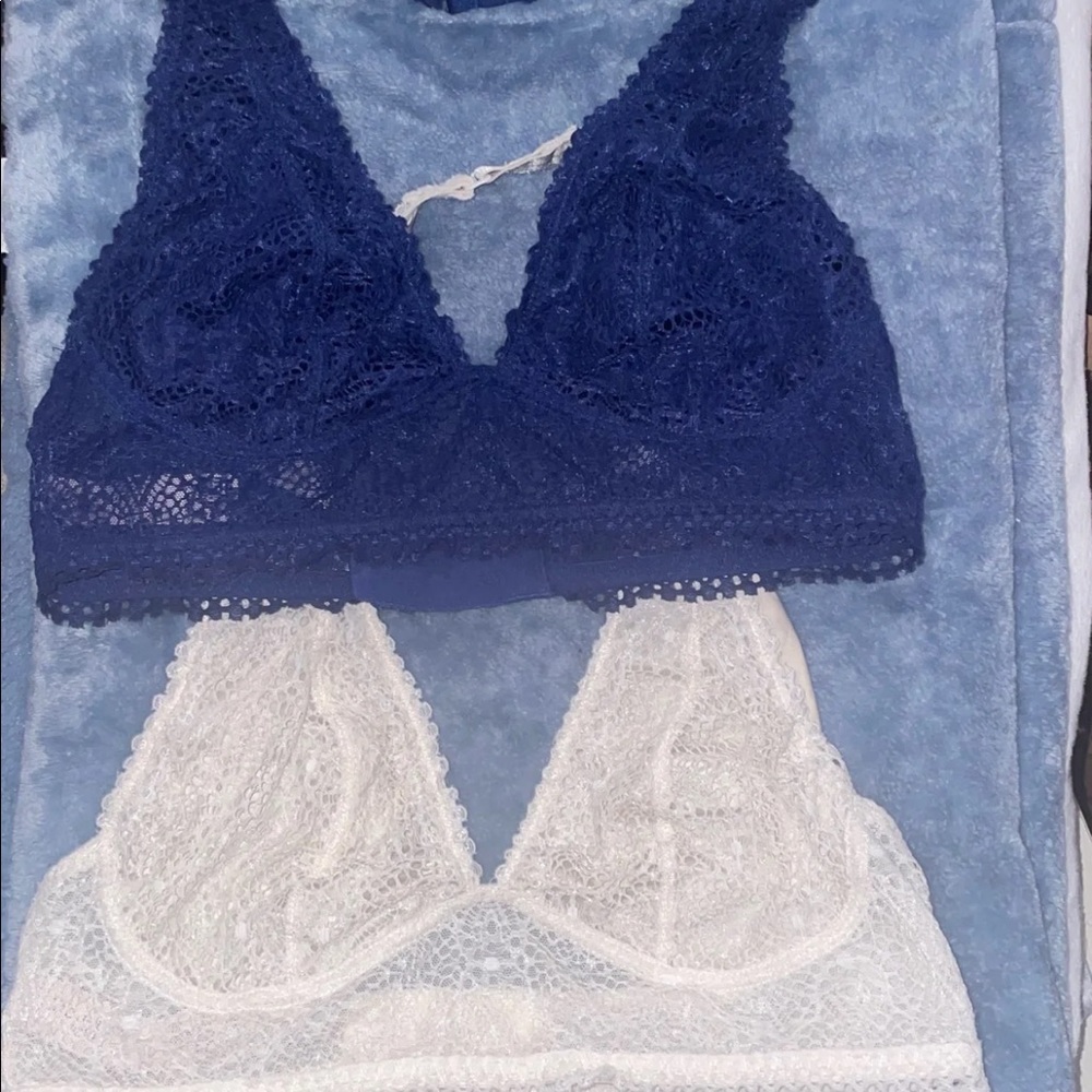 Victoria’s Secret Bralettes White and Navy Blue Size Small
